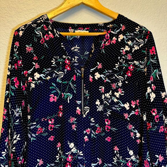 Maurices Plus Size 1 Blue Polka Dot Floral 3/4 Tab Sleeve Blouse Quarter Zip‎ - Picture 2 of 9